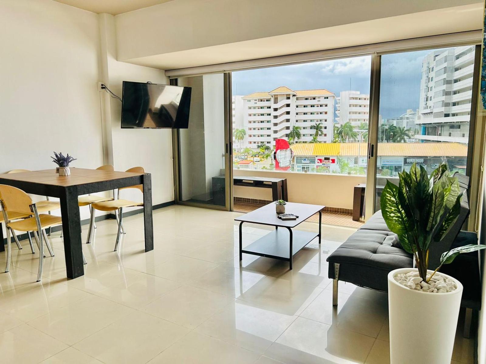 Departamento Cerca De La Marina Y Zona Dorada Apartamento